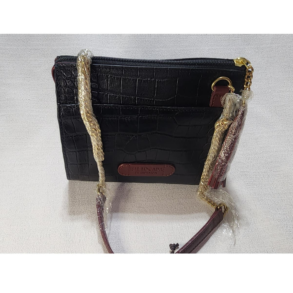 Isle Locada by Hidesign Women's light weigh crossbody handbag sling - Picture 6 of 7